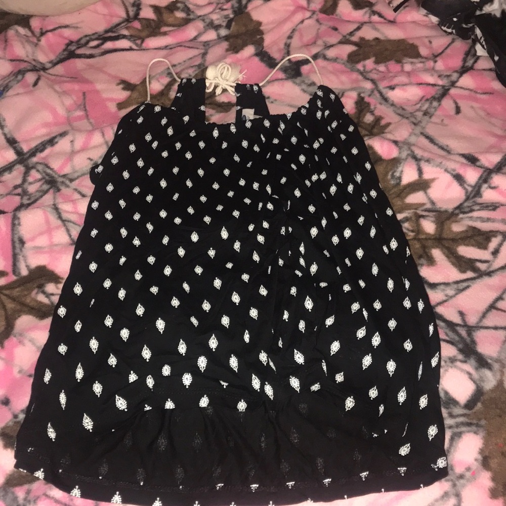 Cute black and white tank top